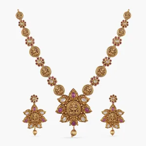 Aaryahi Antique Necklace Set