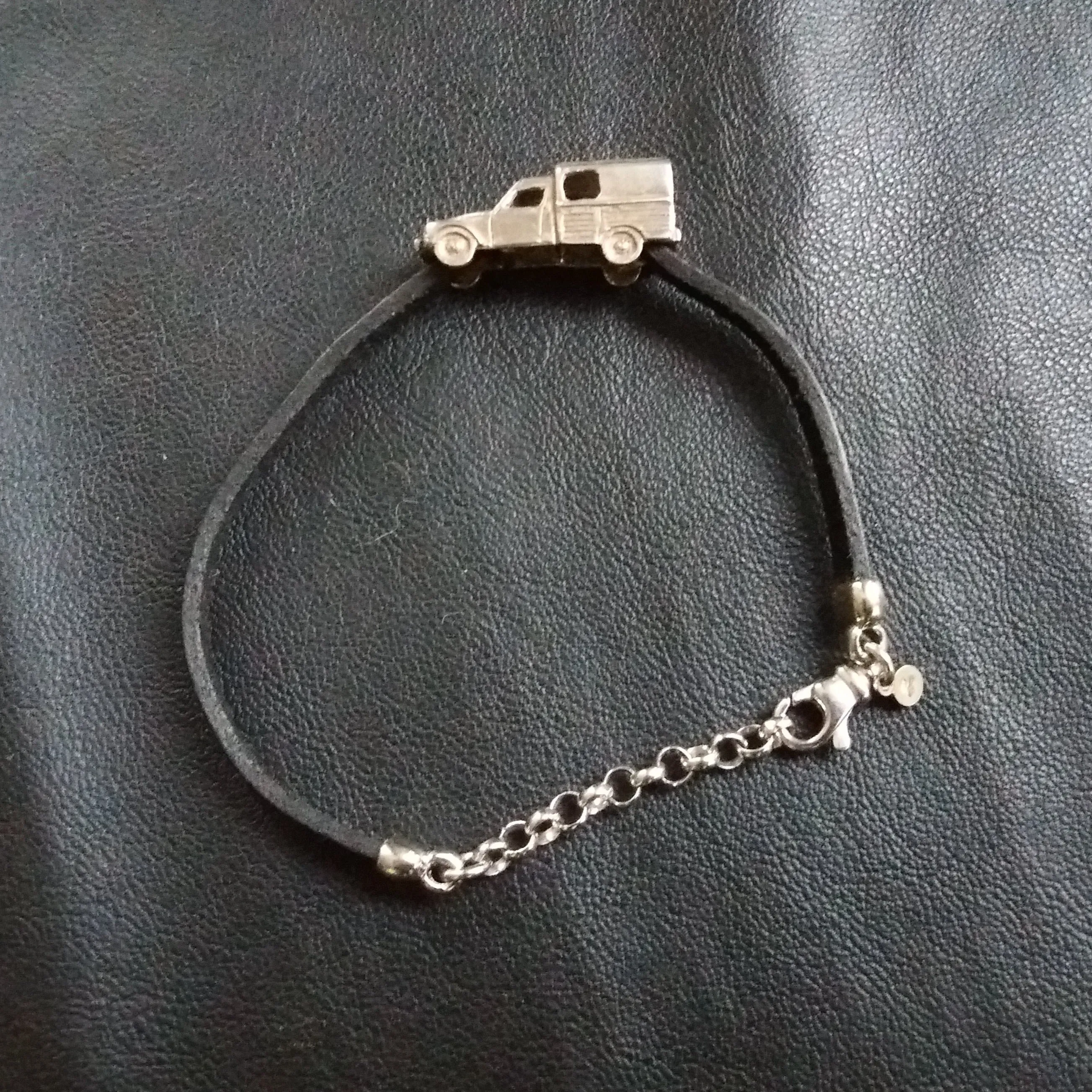 Car bracelet leather/cord band