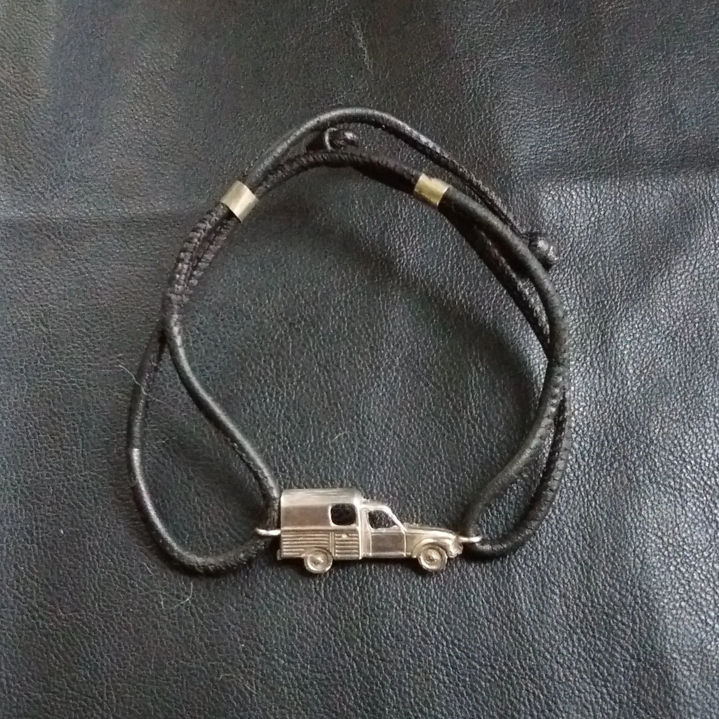 Car bracelet leather/cord band