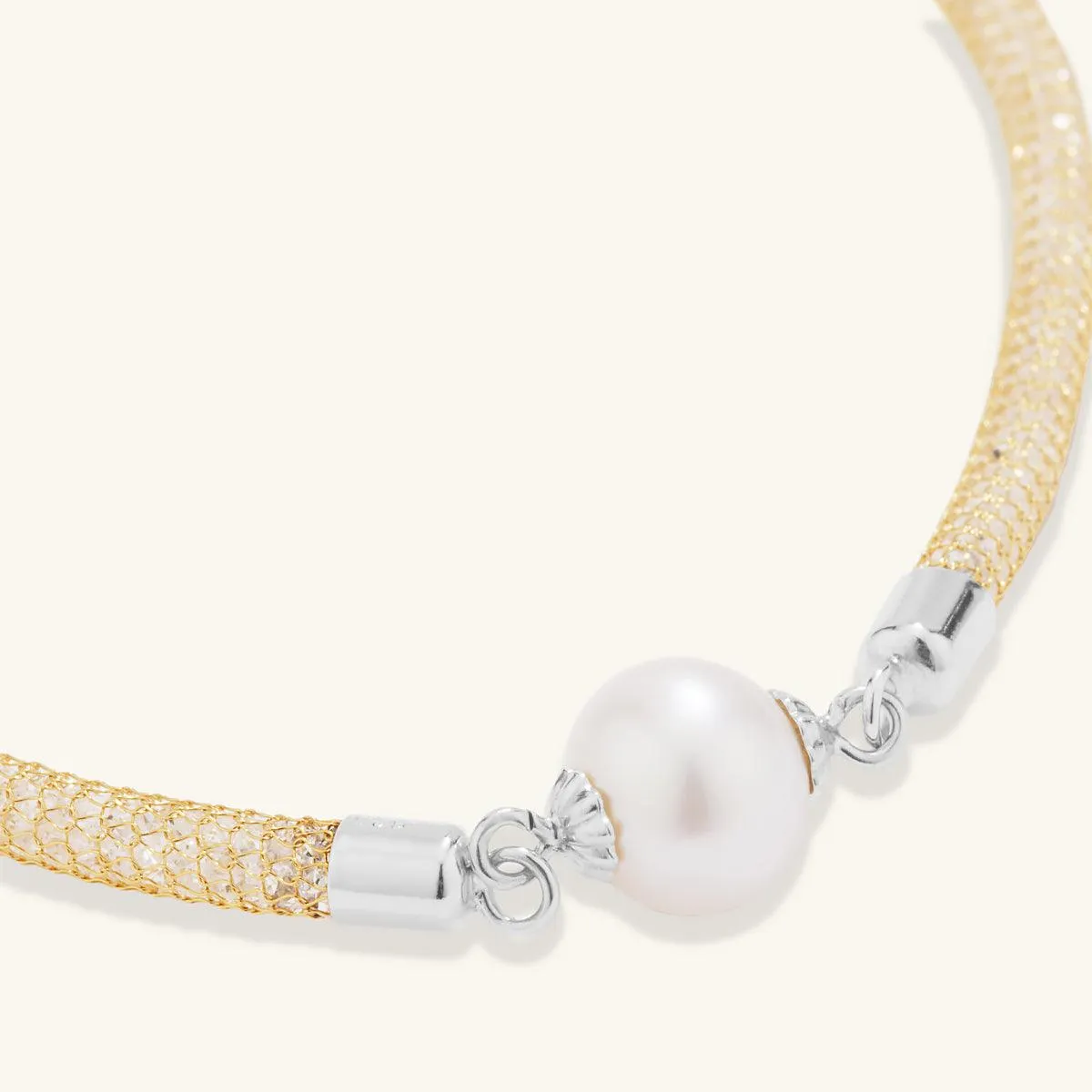 Charming Pearl Crystal Bracelet Off-White