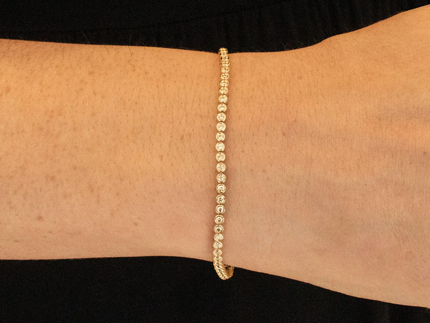 Diamond Tennis Bracelet in Yellow Gold