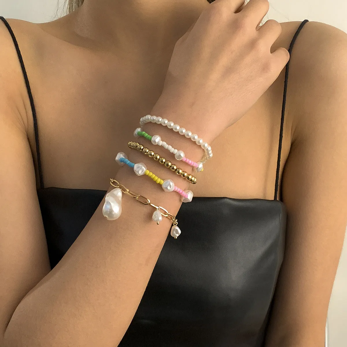 Fashion Shaped Imitation Pearl Bracelet Set