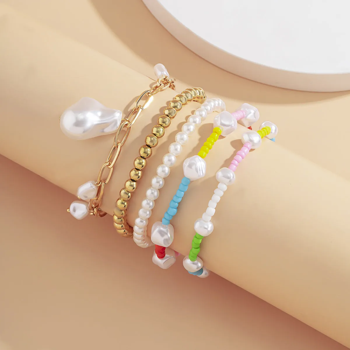 Fashion Shaped Imitation Pearl Bracelet Set