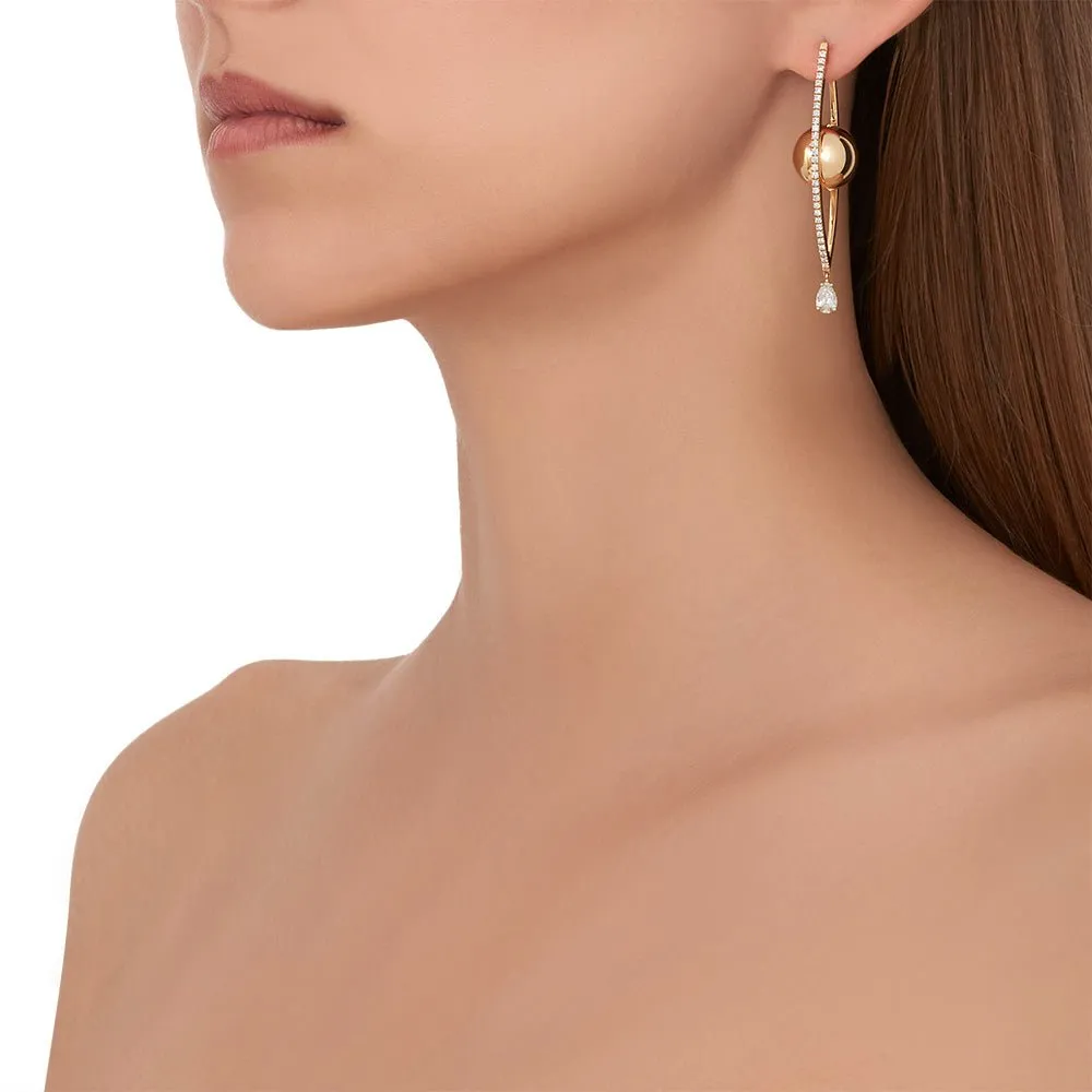 Large Yellow Gold Reflections Hoop Earrings with White Diamonds