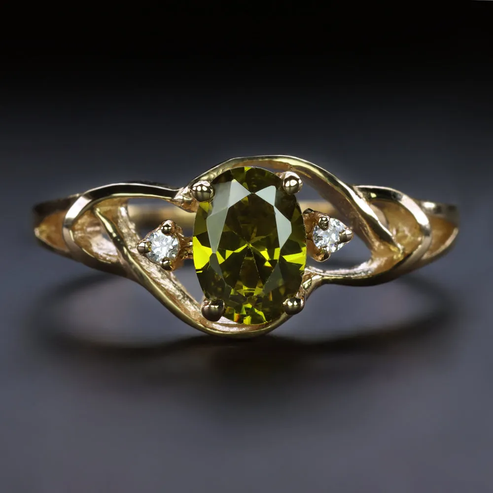 PERIDOT 10k YELLOW GOLD COCKTAIL RING SWIRL ESTATE JEWELRY GREEN GEMSTONE GIFT