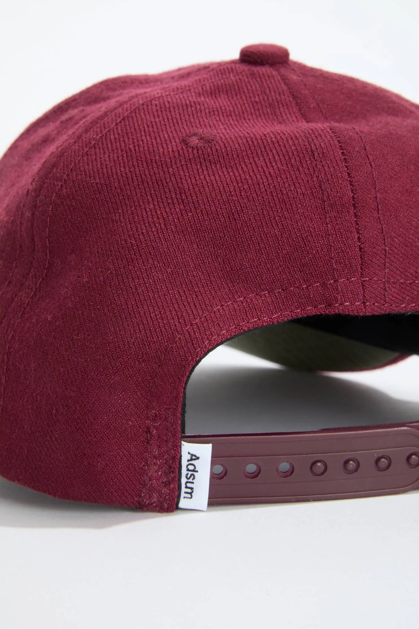 Serge Snapback - Red