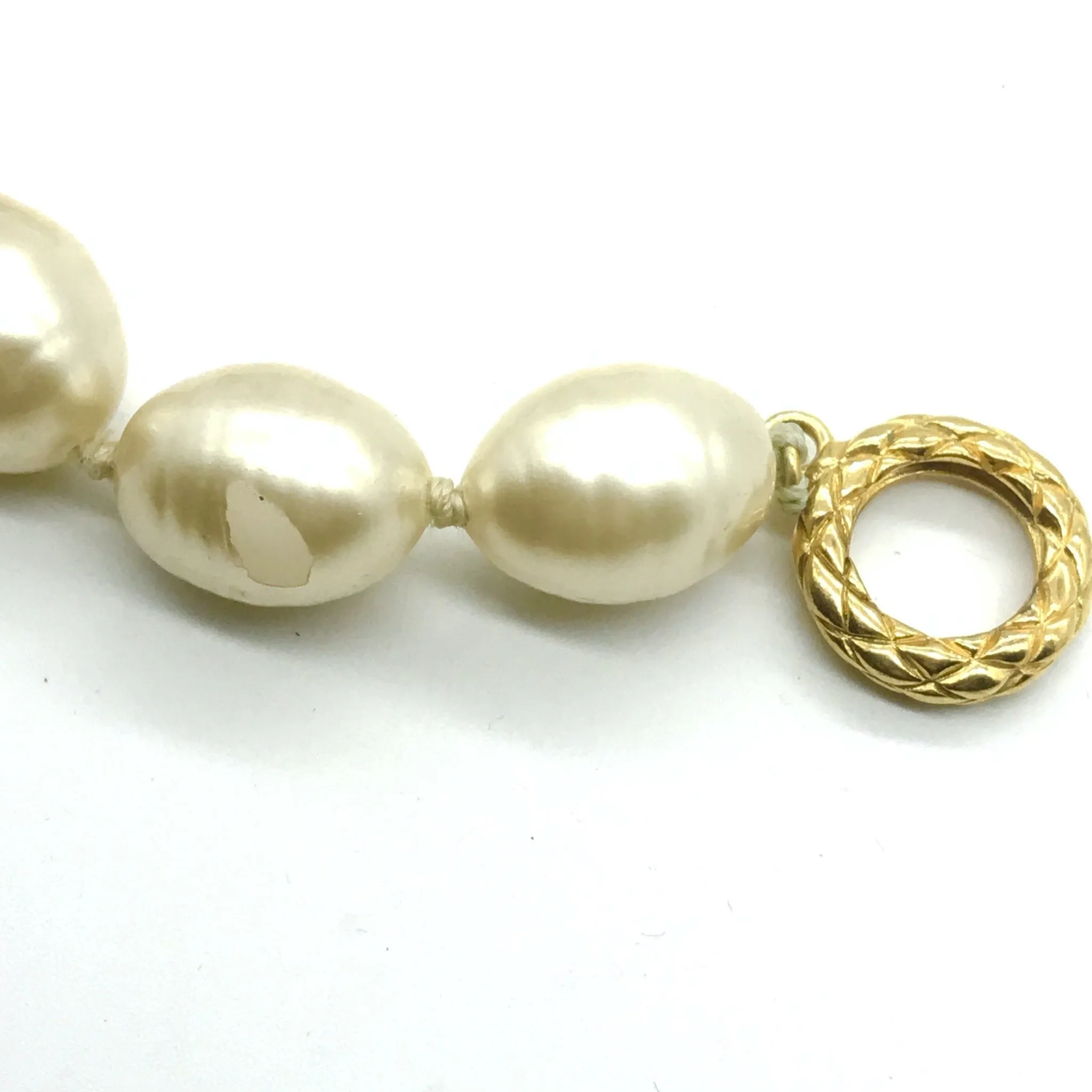 Vintage Chanel Oval pearl Bracelet